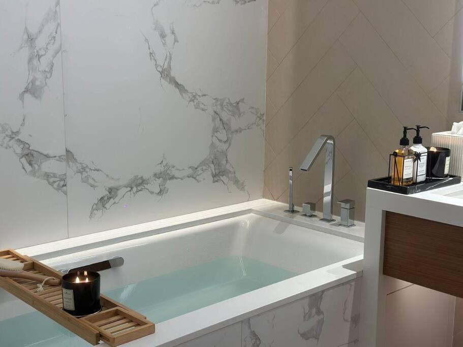 Luxe Address Opera 2br Burj Khalifa View *